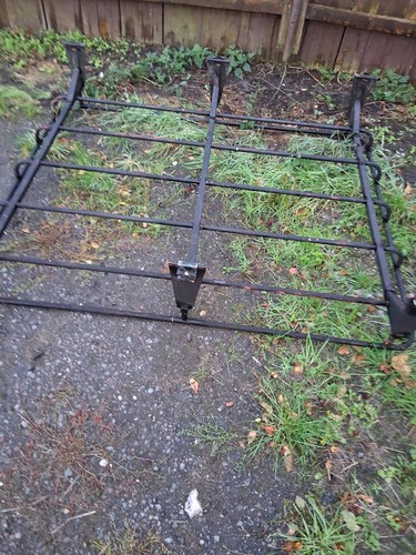 Land rover roof - rack, in